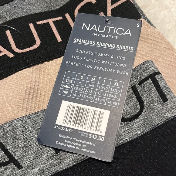 Náutica Seamless Shaping Shorts (3 pack) Size Small - Picture 3 of 4